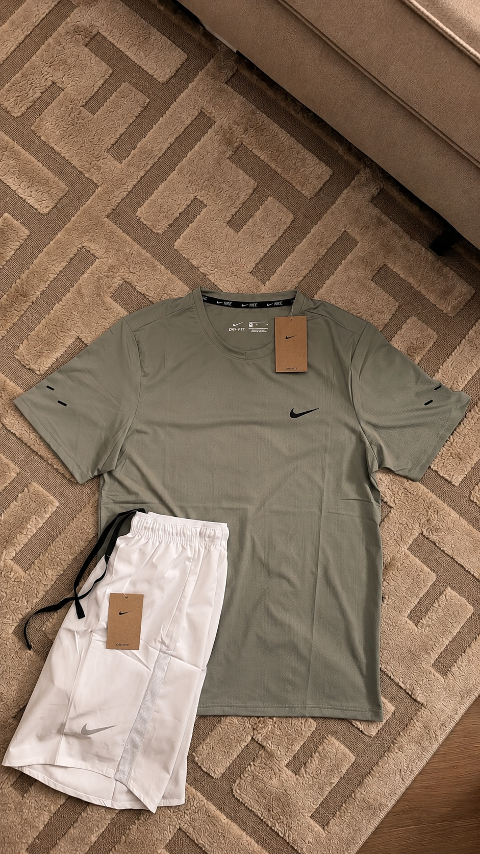 Nike Dri-FIT Set – Saliegroen/Wit